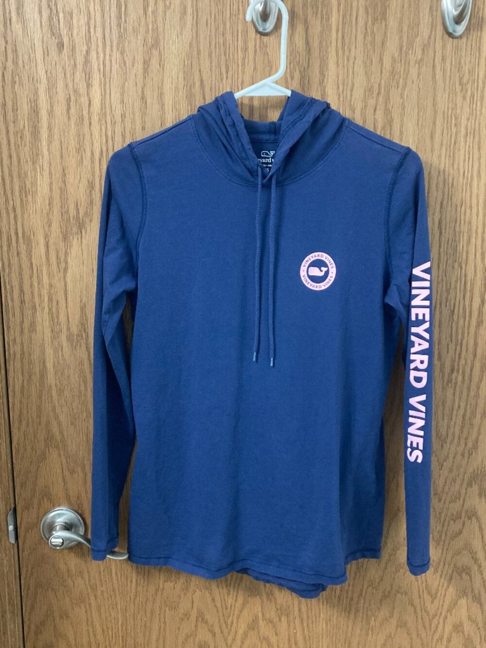 Vineyard Vines Navy Blue Long Sleeve Hooded T With Pink Whale - XS